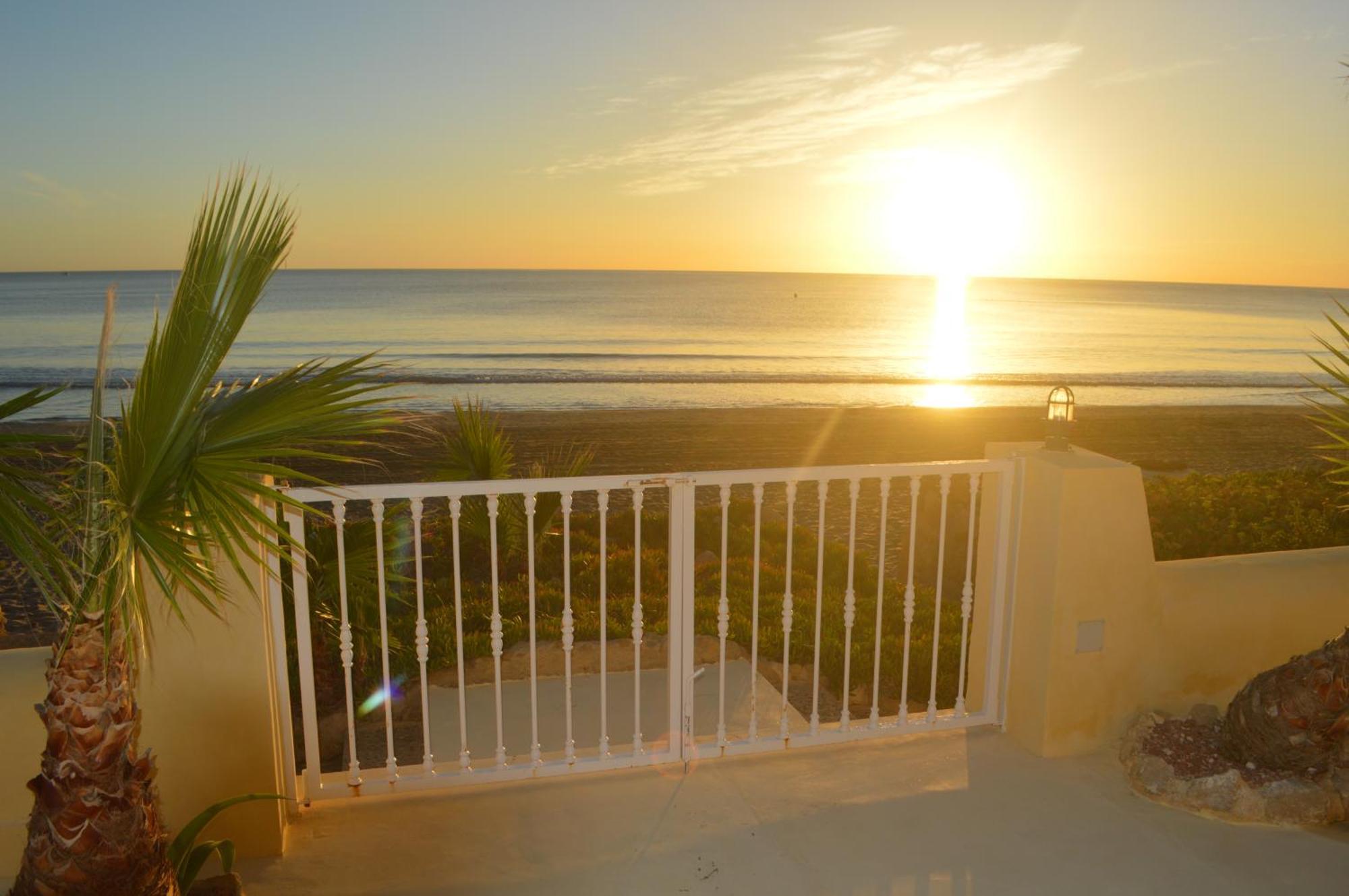 אליקאנטה Excepcional Apartamento Amanecer Al Borde De Playa Y Mar, En Chalet Roquetes מראה חיצוני תמונה